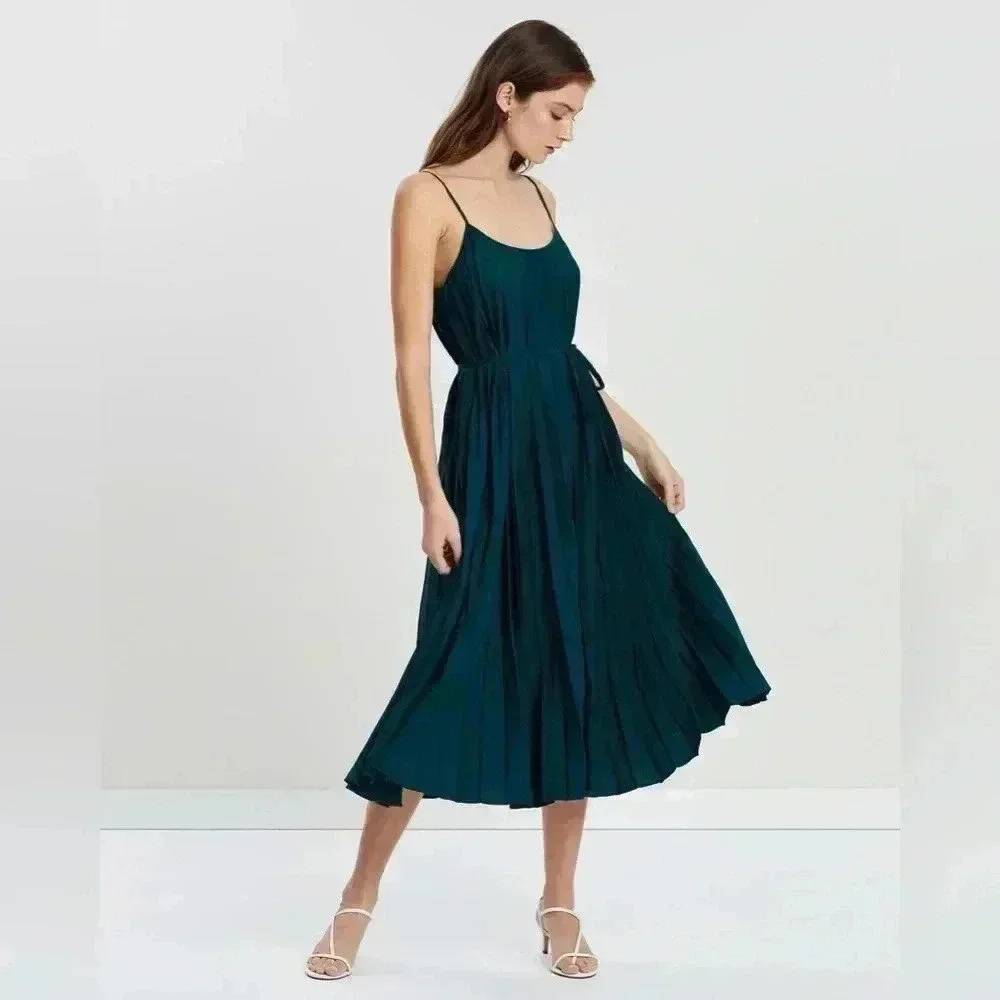 MANGO - NWT size Large 
Pleated Midi Dress